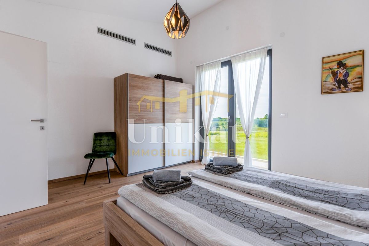 Casa di lusso con garage sotterraneo - 3 km dal mare